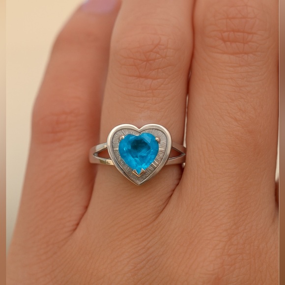 Heart-Shaped Blue Topaz & Diamond 14K White Gold Ring – Size 6
